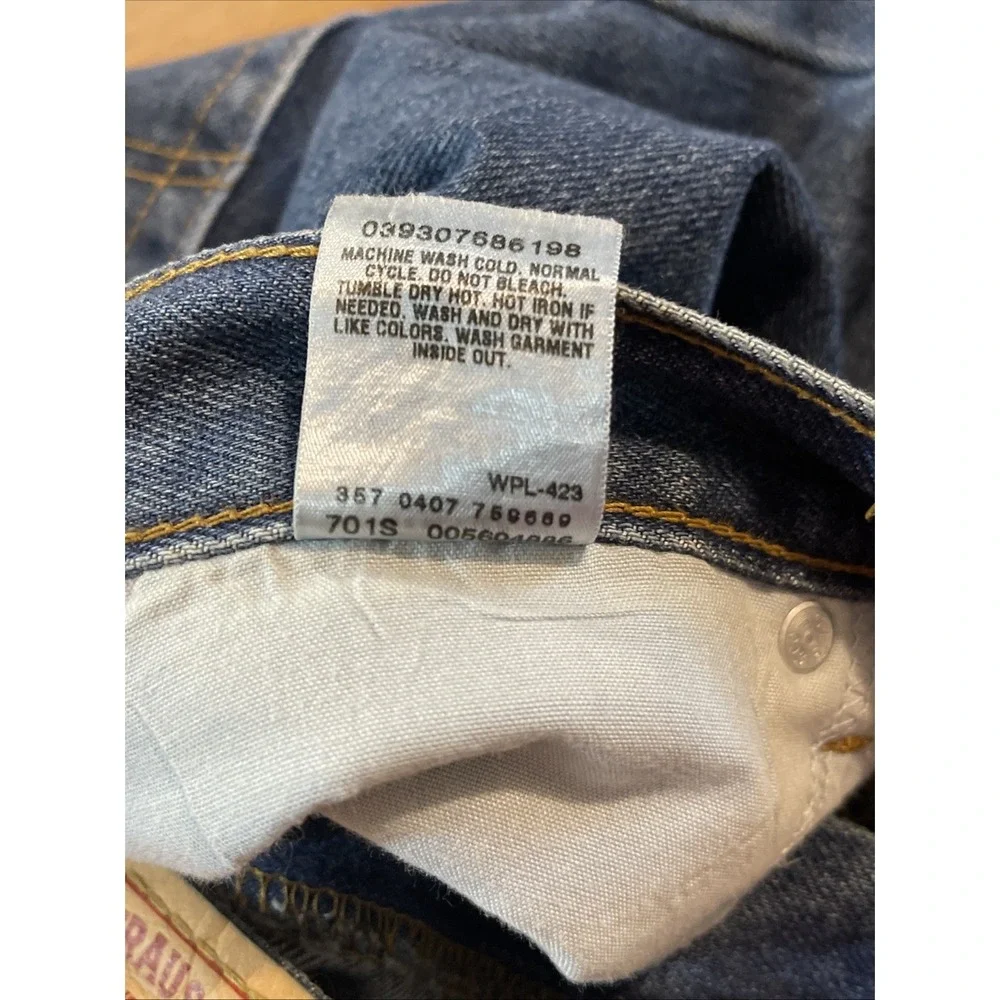 Levis levi 560